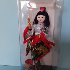 Japanese Geisha Jikata Girl in Red Kimono Sakura with Bell and Drum - Model Collectable Doll in Original Case.