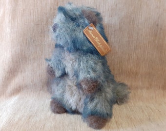 anna club plush duck