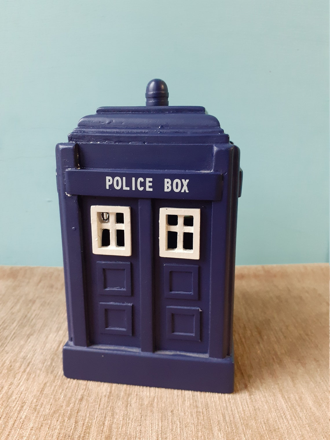 Dr Who Tardis Money Box Police Box. Vintage Toy Gift from