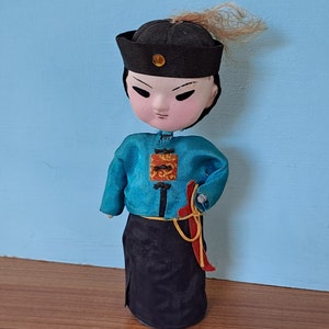 National Dress Oriental Chinese Doll Vintage Souvenir Traditional Costume Dolly Model Collectable.