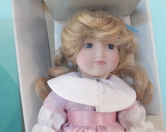 Goldilocks Franklin Heirloom Porcelain Doll Model Collectors Toy 1984 by Carol Lawson