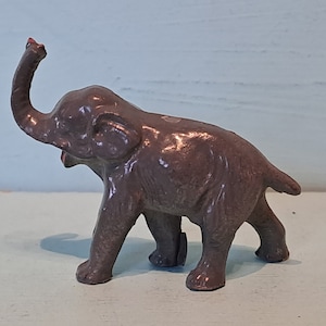 Britains Indian Elephant Lead Hollow Cast Wild Zoo Animal Antique Collectable.