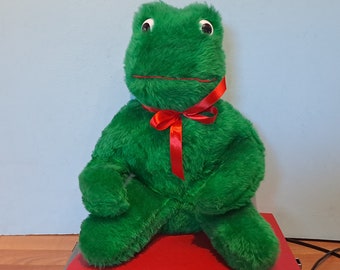 Unique Vintage Large Ugly Green Frog Toad Teddy Bear Plush Toy.