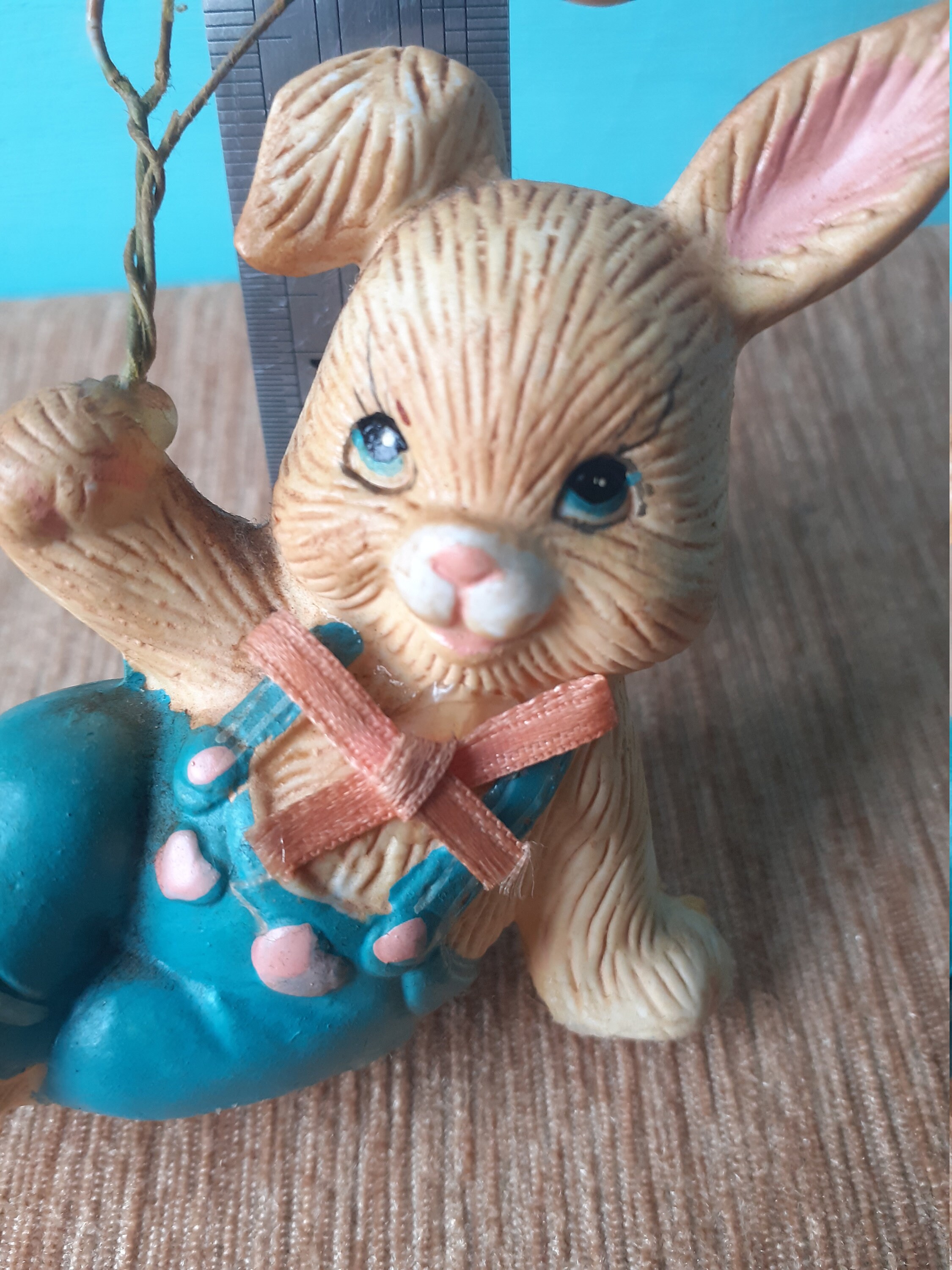 Kitsch Shiny Rabbit Vintage Kitsch Bunny Rabbit With 3 Balloons Figure, Figurine, in Blue ...