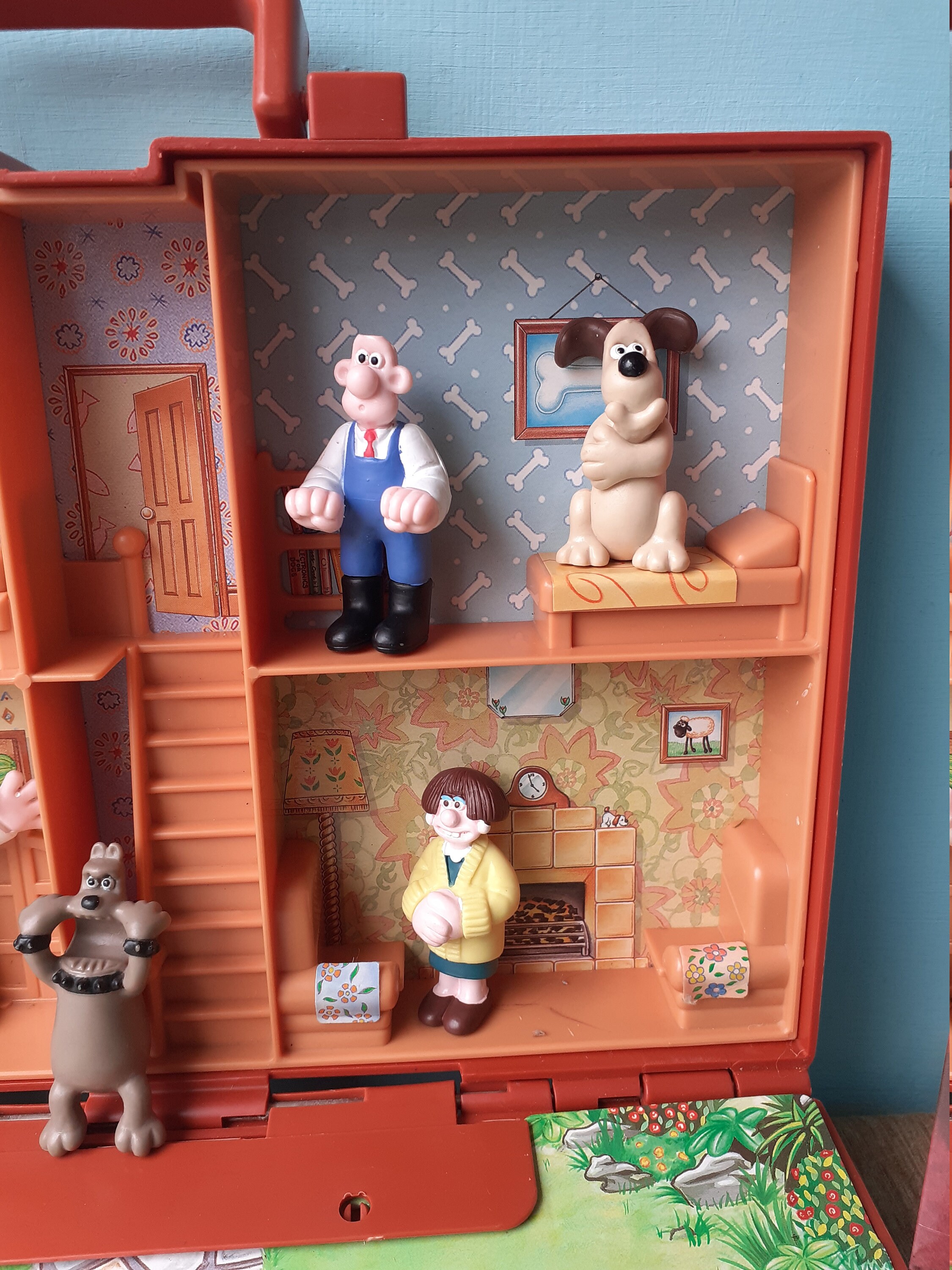 Wallace and Gromit Vintage West Wallaby Street Play House Case Etsy