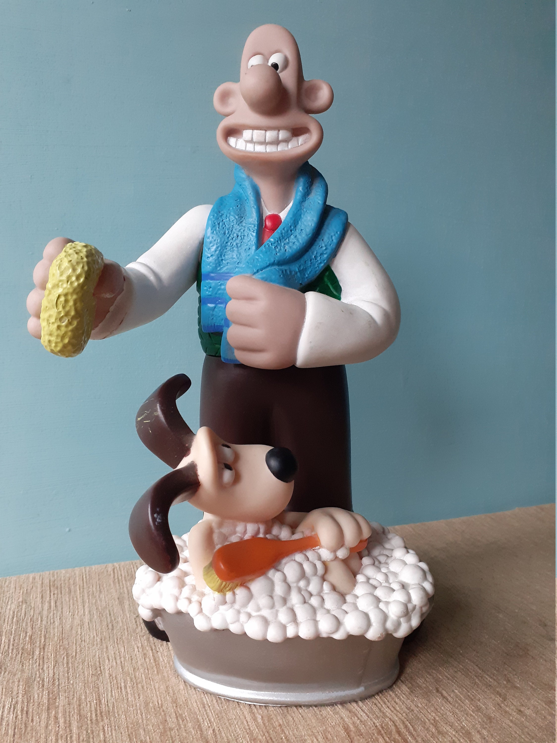 Wallace and Gromit Vintage Bubble Bath Bottle Aardman 1989 Etsy Wallace and Gromit Vintage Bubble Bath Bottle Aardman 1989 Etsy