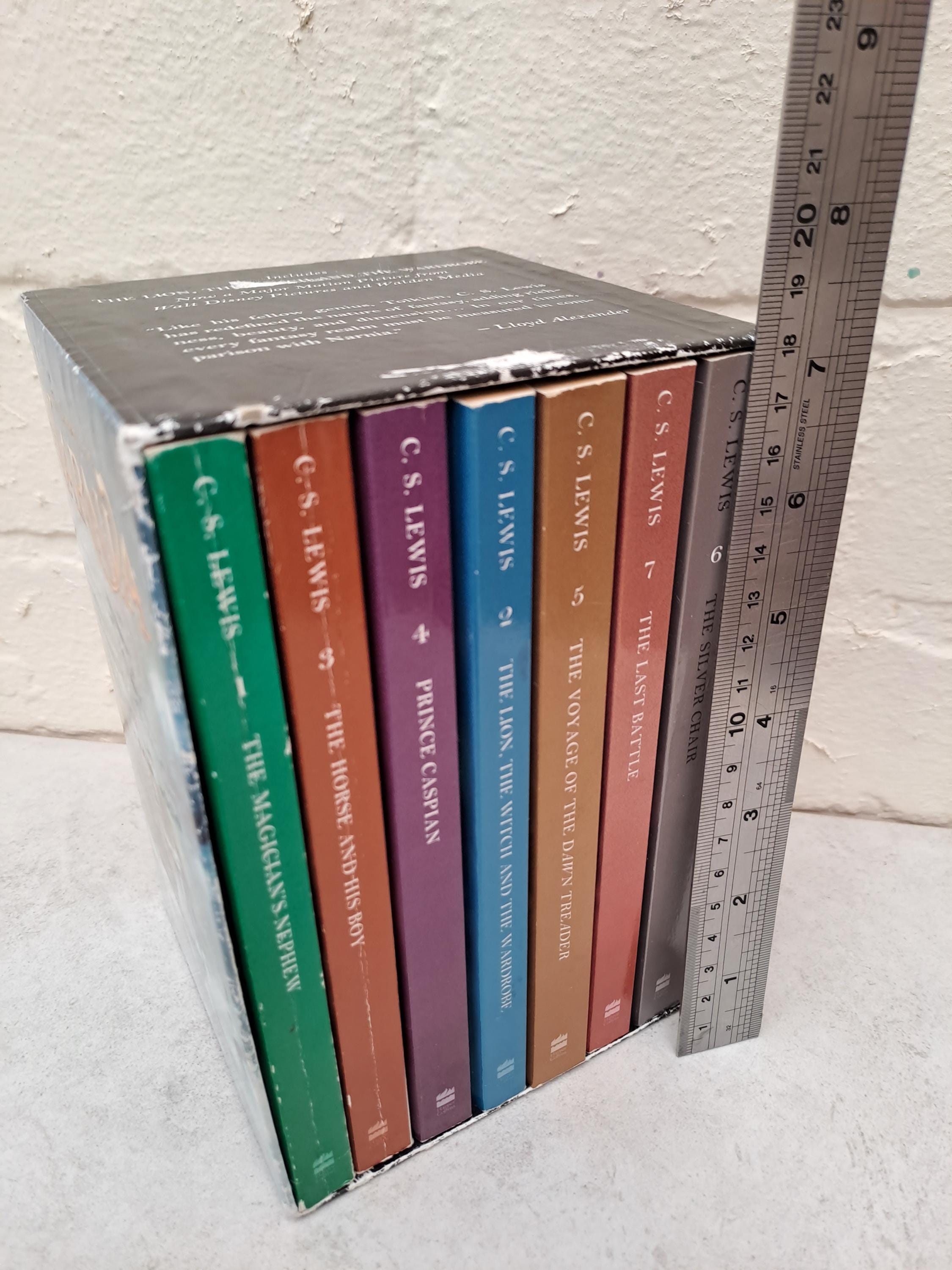 The Complete Chronicles of Narnia Box Set Lions Books Lion Witch and ...