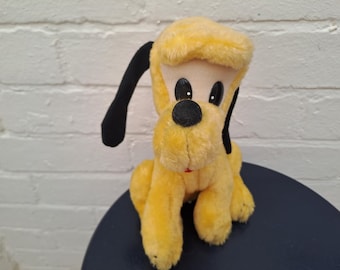 Pedigree Vintage Disney Pluto Hund Gosedjur Plyschleksak med spänne i halsband.