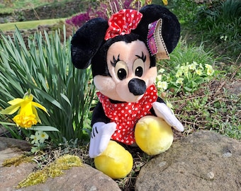 1980s Vintage Disney Minnie Mouse Stuffed Plush Doll Toy with original tags.
