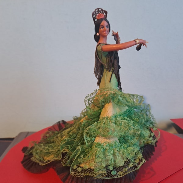 Gorgeous Spanish Doll Marin Chiclana Flamenco Castanets  Dancing Lady in Green and Black Dress - Souvenir Kitsch Collectable.