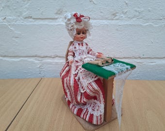 ブルージュ、ベルギー、レース編み人形、ブラウン ホワイト、人形の