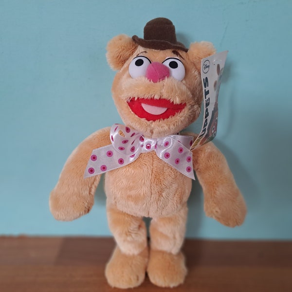Disney Fossie Bear de The Muppets Vintage TV Show Character Soft Toy Plush con etiqueta original.