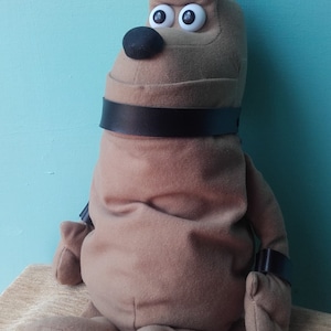 Wallace and Gromit Vintage Preston the Dog Stuffed Cuddly Soft Toy with Beanie Bottom. 1989. Made by Born to Play TM Plush Clean Condition image 2