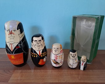 Vintage Russian Presidents Matryoshka Dolls Nesting Dolls Souvenir Traditional Model Collectable.