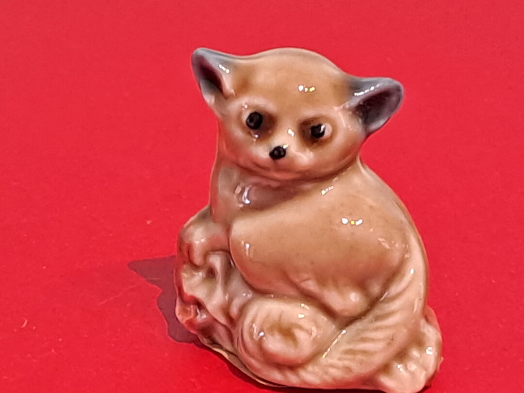 ANCIENNE MINI POUPÉE en porcelaine voir description EUR 3,00 - FR