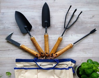 Essential Garden Tools Gift Set with Optional Engraving / Garden Tools / Rustic Garden Tools / Gift for Gardener / Well-made Sturdy Tools