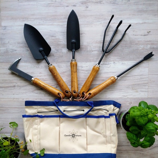 Essential Garden Tools Gift Set with Optional Engraving / Garden Tools / Rustic Garden Tools / Gift for Gardener / Well-made Sturdy Tools