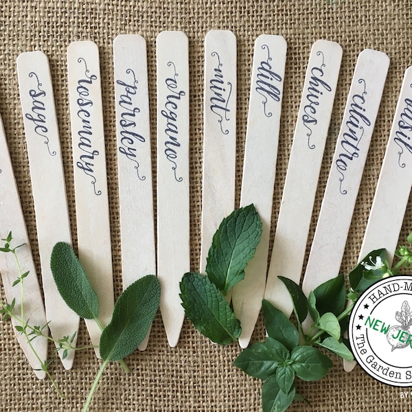 10 Kitchen Herbs Garden Markers Plant Labels / Rustic White Wooden Herb Garden Stakes - Laser Engraved Garden Labels - Gift for Gardener