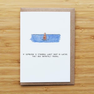 Tarjeta de pis nadando - Divertida - Natación en agua fría - Tarjeta reciclada