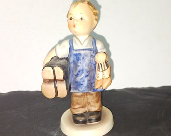 Hummel "Boots" Meister Wichtig #143/0, vintage Goebel figurine. Fast, free shipping to U.S.A.