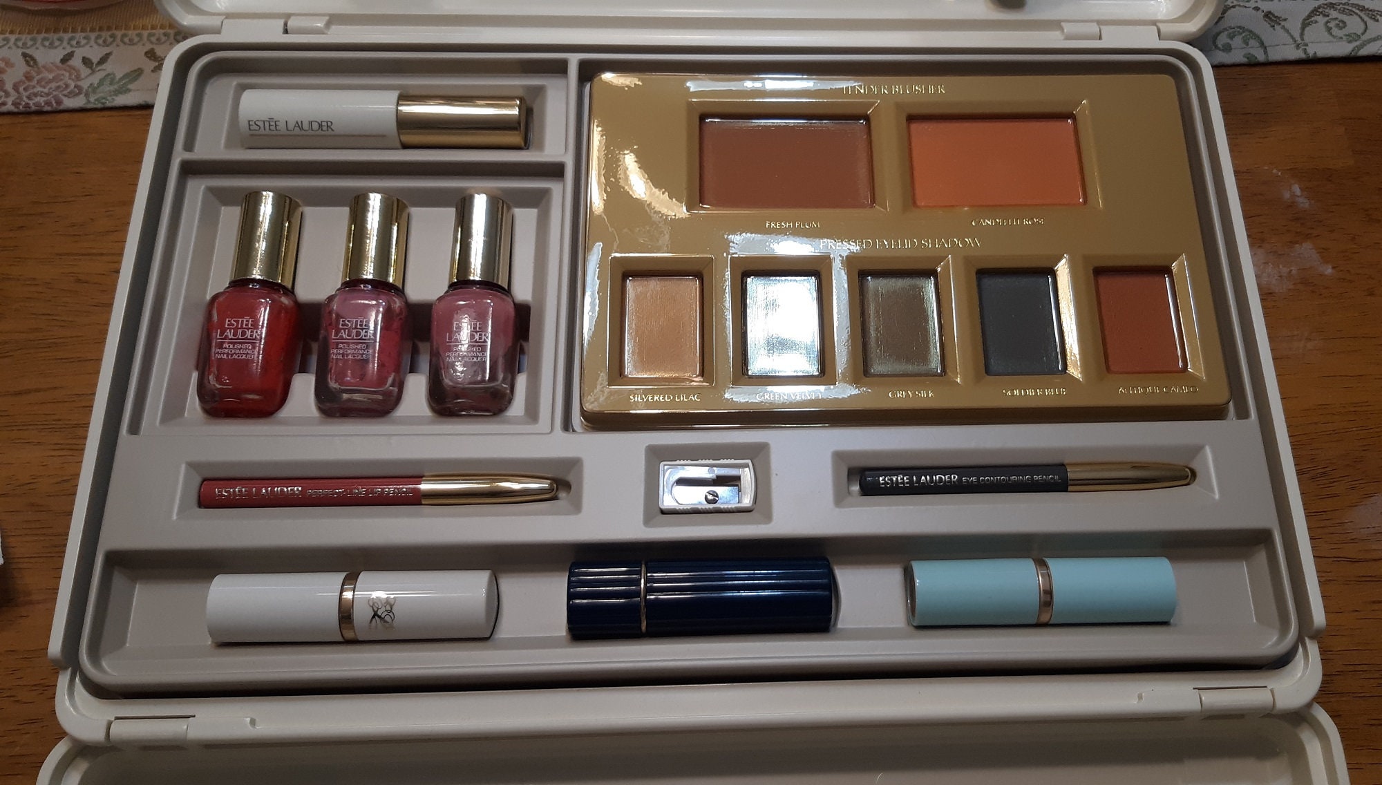 Estee Lauder, Vintage 1980's Make up Set. Never Used, Never Opened