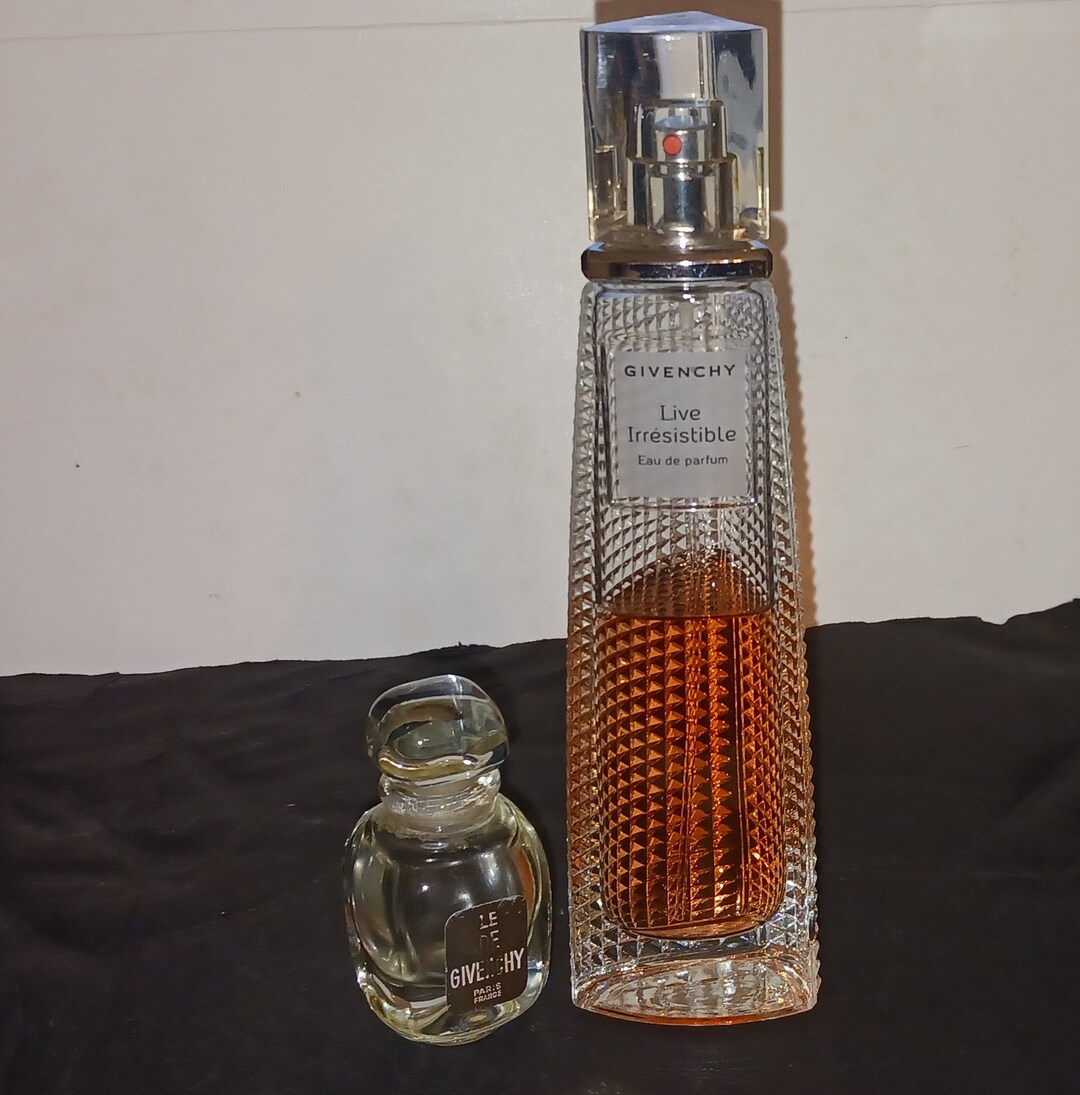 Givenchy Live Irresistible 2.5oz. Perfume and a .5oz. Le De