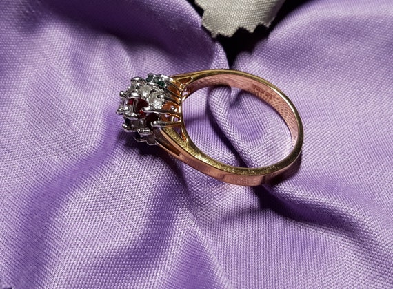 Vintage 18k GE size 10 ring. It has a multi color… - image 7