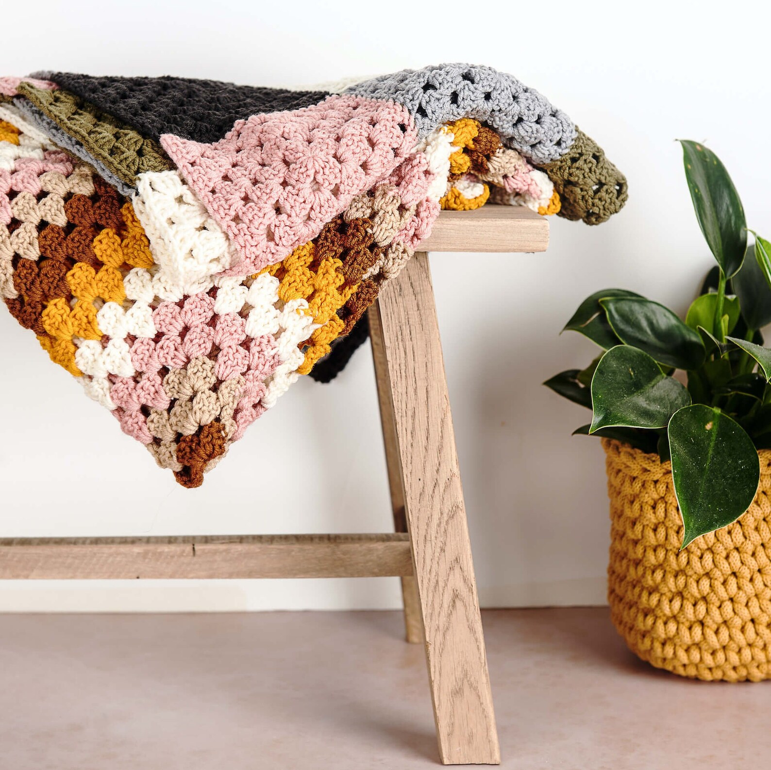 Crochet Granny Square Kit Retro Granny Square Crochet Kit Etsy UK