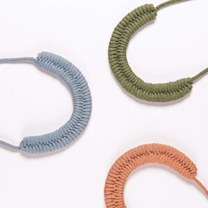 Woven Necklace Kit, Avocado Blush Light Grey, Beginners Macrame Craft Kit. image 8