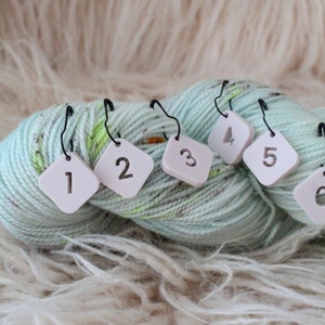 Numbered Stitch Markers, crochet and knitting accessories, removable stitch markers image 3