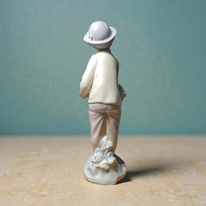 Lladro "Little Gardener" ("Boy with Basket & Umbrella"), model number 4726 image 7
