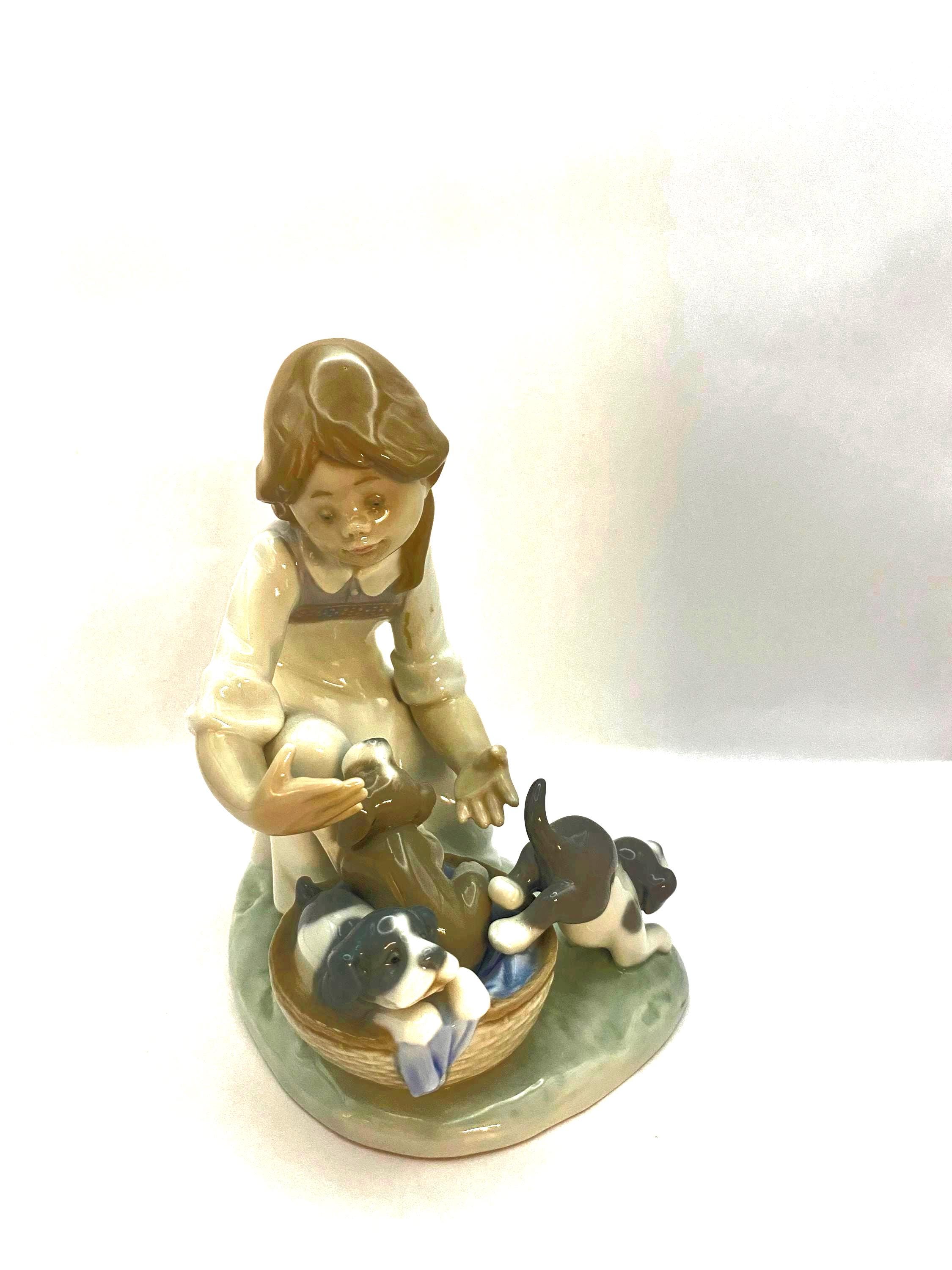 Lladro Figurine 