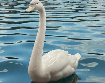 Vintage Irish Dresden Ireland Muller Volkstedt the Loving Swans