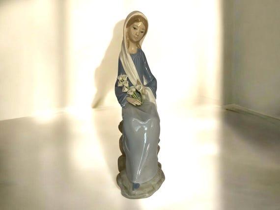 Lladro Figurine #4972 