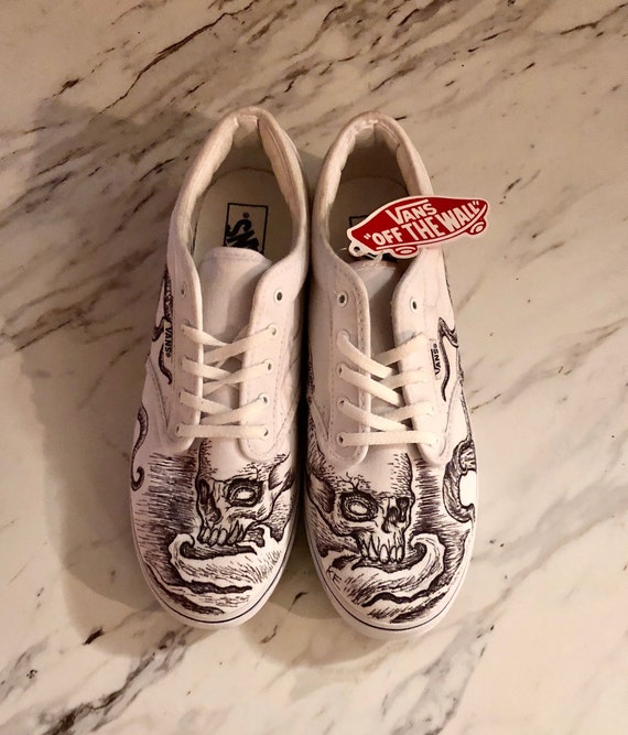 vans shoes skull design