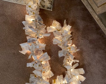 Rag Christmas lighted garland