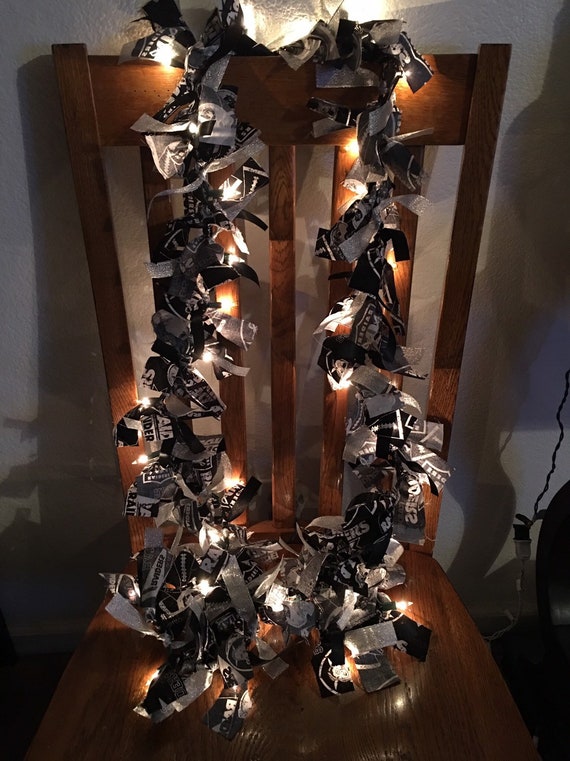 Oakland Raiders Lighted Garland