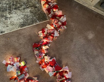 Rag Christmas lighted garland