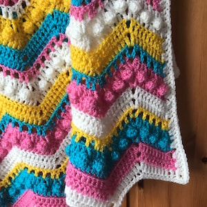 Chevron Party Blanket: Easy Chevron Crochet Blanket Pattern, beginner crochet pattern, PDF pattern image 4