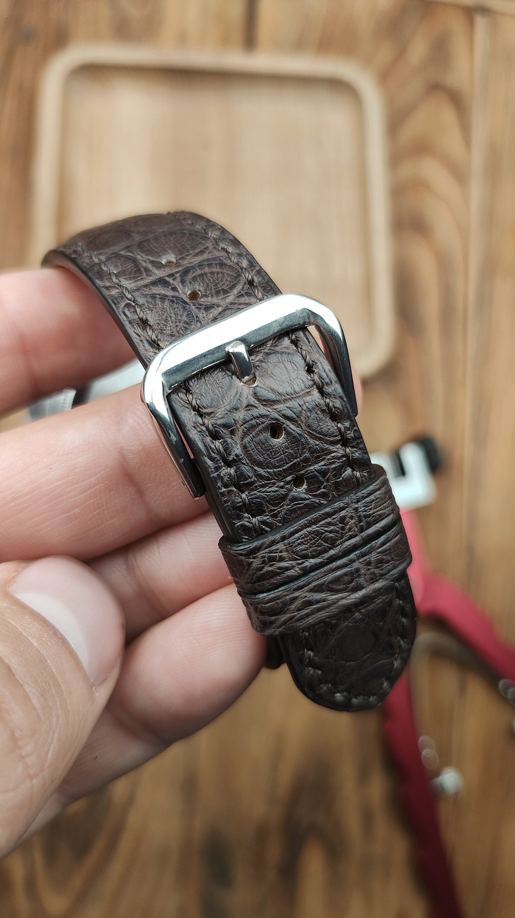 Handmade Brown Alligator Leather Watch Band: Bespoke 