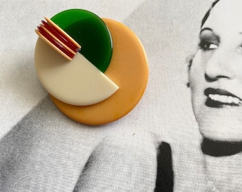 Vintage Art Deco Vintage Phenolic Bakelite & Galalith Geometric Modernist brooch
