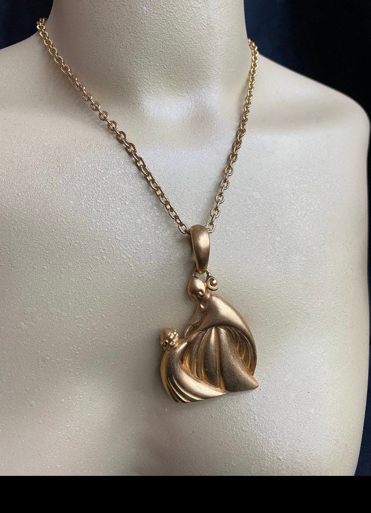 Art Deco Style Vintage Lanvin Paris Pendant With Chain