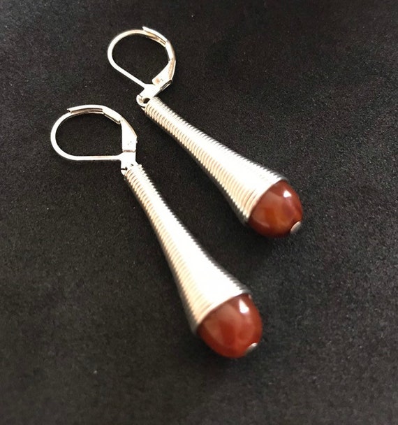 Vintage Art Deco Bakelite Drop Earrings: Amber Brown Bengel Style
