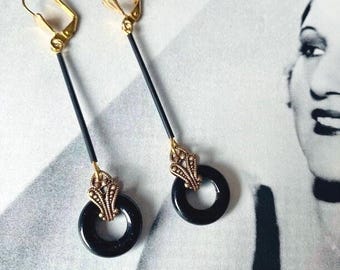Art Deco Black Glass Drop Earrings: Gold Tone Flapper Style