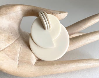 Vintage Art Deco Cream Antique Galalith Geometric Modernist brooch