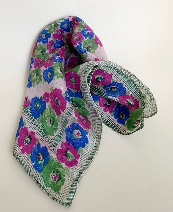 Chic Art Deco 1930s silk pocket scarf / handkerch… - image 2