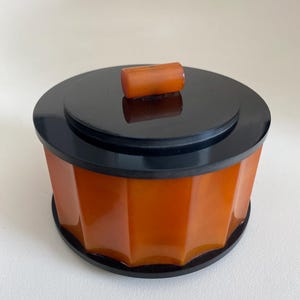 Art Deco Antique 1930s Large size Black & Orange Phenolic Bakelite Trinket box or jar Modernist 251g