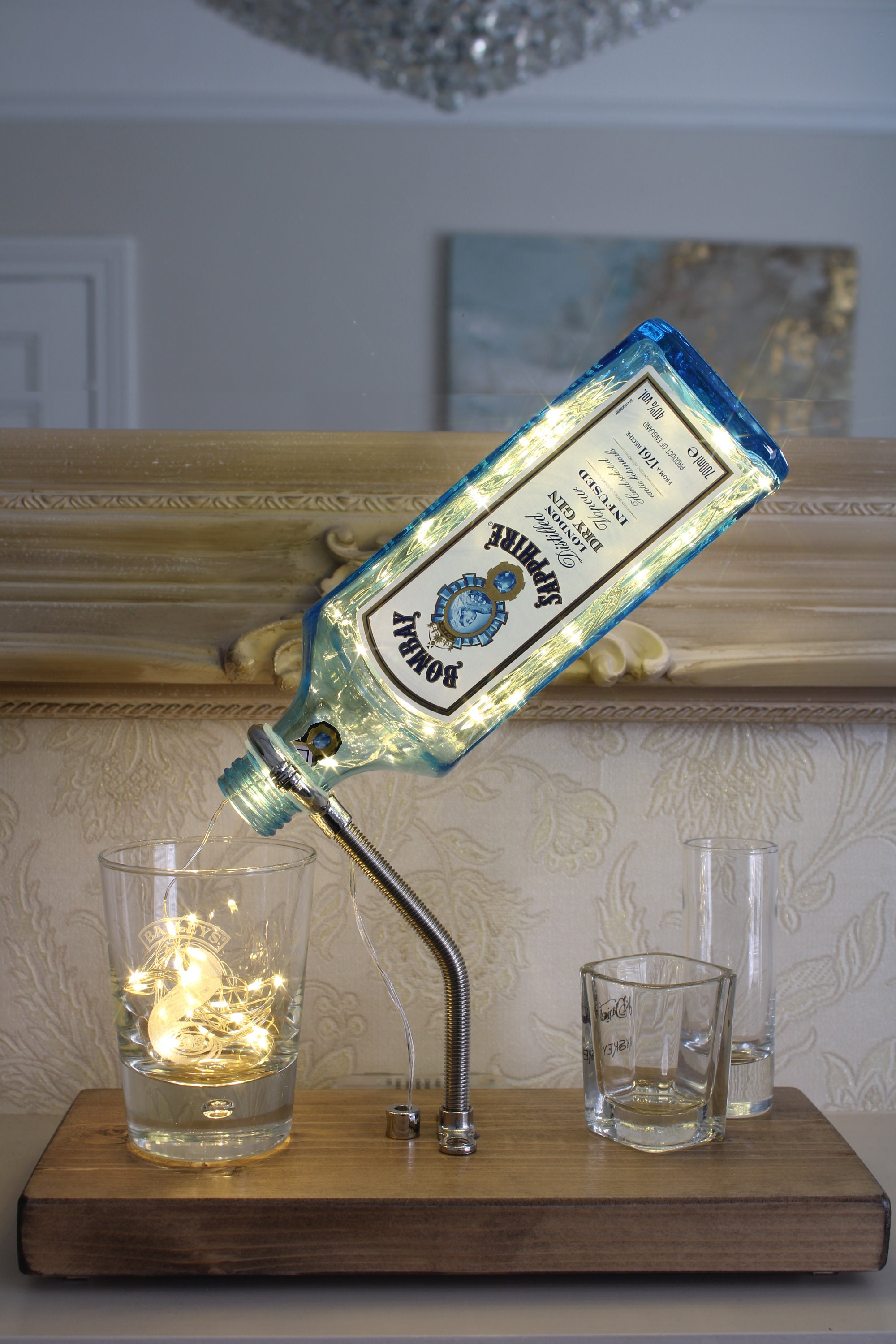 BOMBAY SAPPHIRE ディスプレイボトル型 スタンドライト BOMBAY SAPPHIRE ディスプレイボトル型 スタンドライト BOMBAY