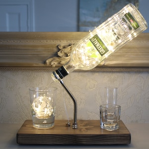 Greenall's Bottle Light (1L). Lampada unica e regalo per gli amanti del gin per la casa