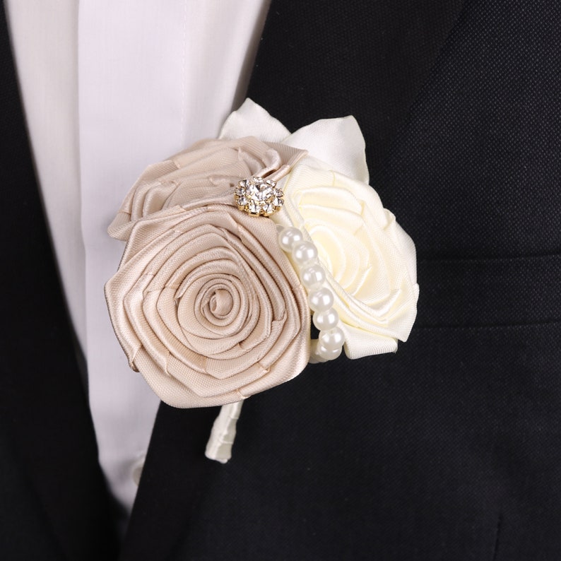 Champagne wedding boutonniere Satin boutonniere for men Ivory and Champagne boutonniere Grooms boutonniere Groomsmen pin Wedding buttonhole